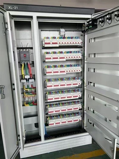 Multi-Level Power Distribution Box